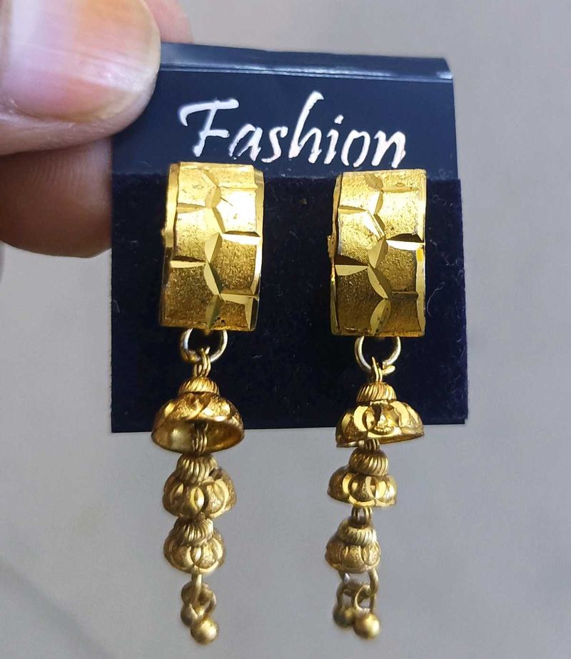 Golden Colour Earring Bahut Hi Pyari