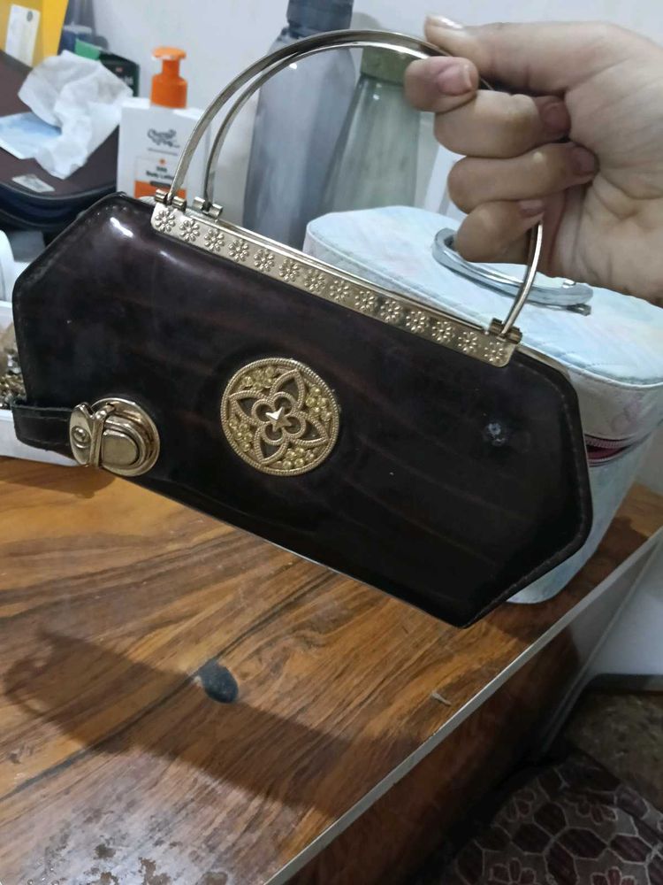 vintage style clutch bag/ hand purse 👜