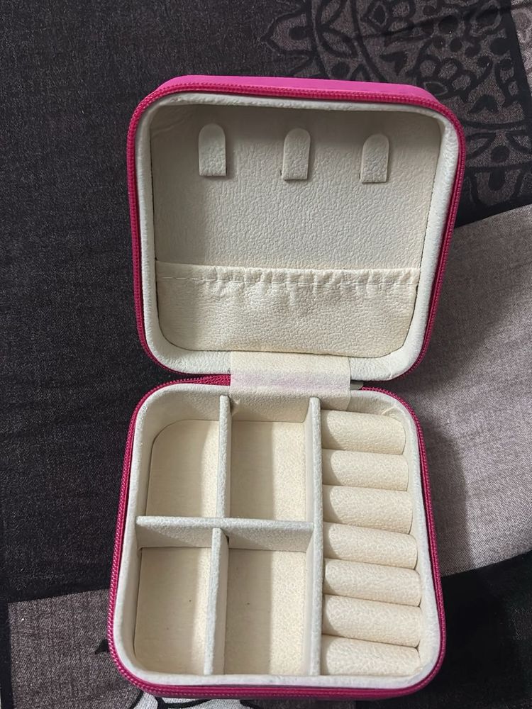 Compact Pink Jewelry Organizer