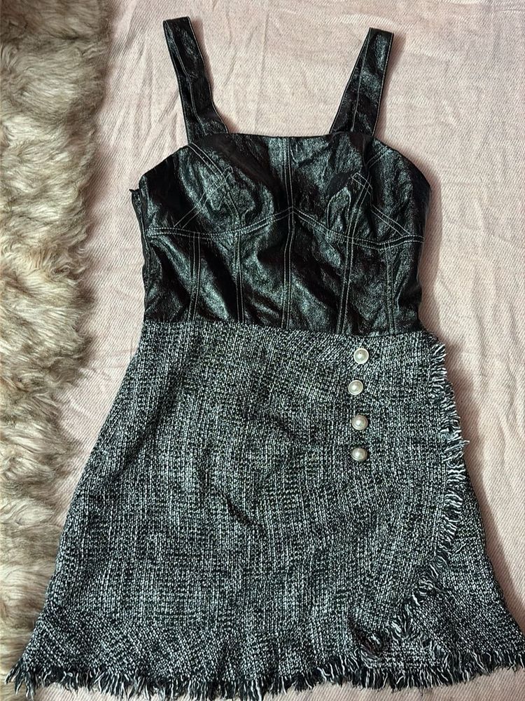 Chic Black &amp; Grey Tweed Mini Dress