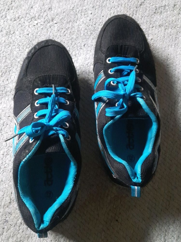 Women Action Shoes 10.2Inches ...Size 6.5