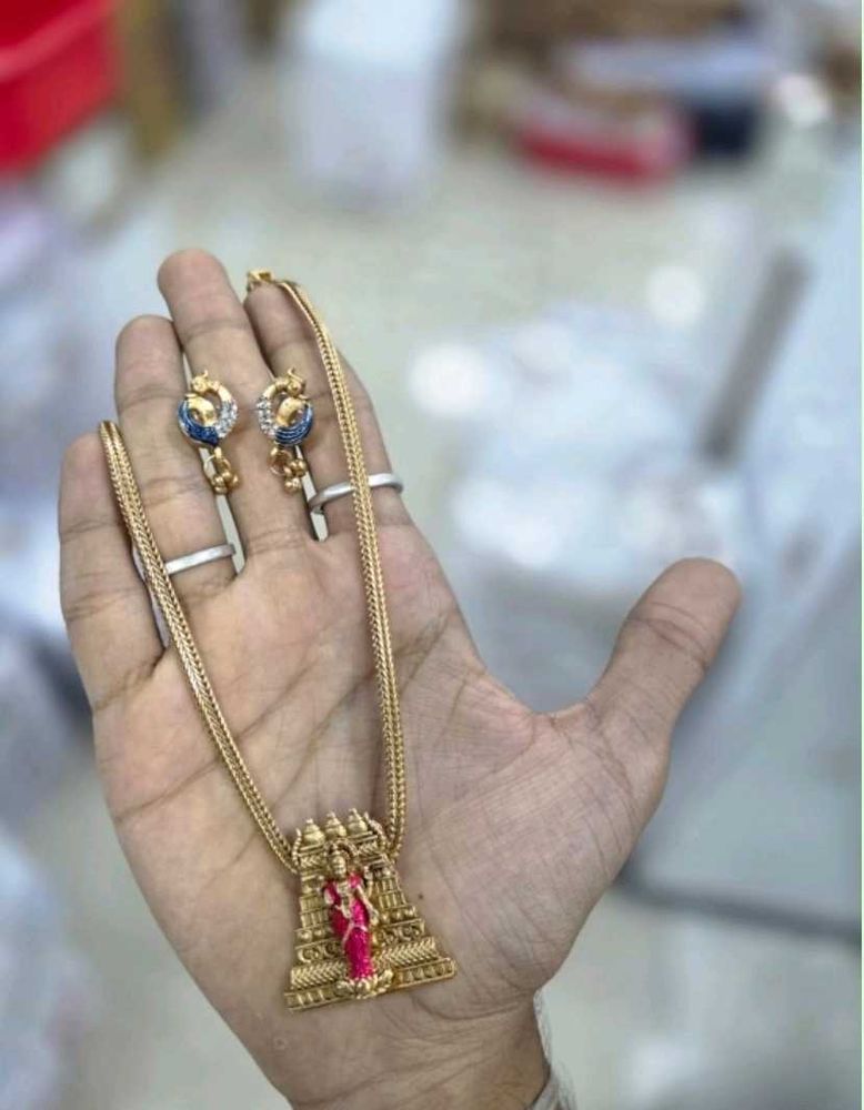 Gold Temple Pendant Necklace with Earrings