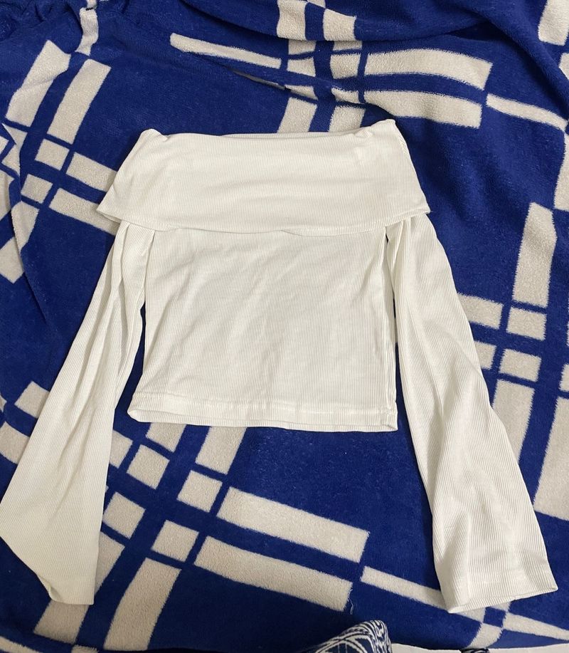 Off-Shoulder White Long Sleeve Top