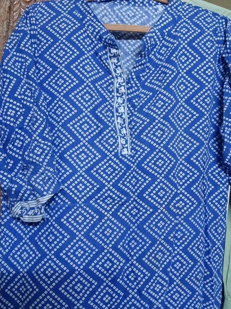 Blue &amp; White Bandhani Print Kurta