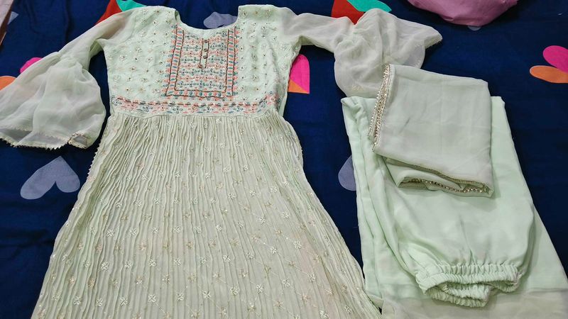 Beautiful Light Green Kurta Set