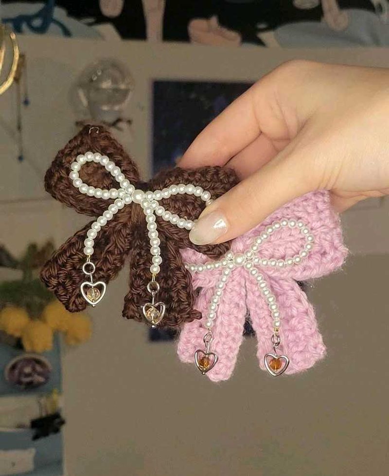 Cute Crochet Bow Keychain with Pearls🥰