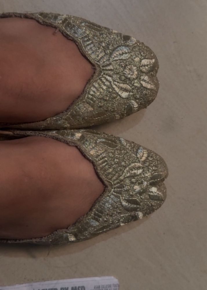 Embroidered Flats