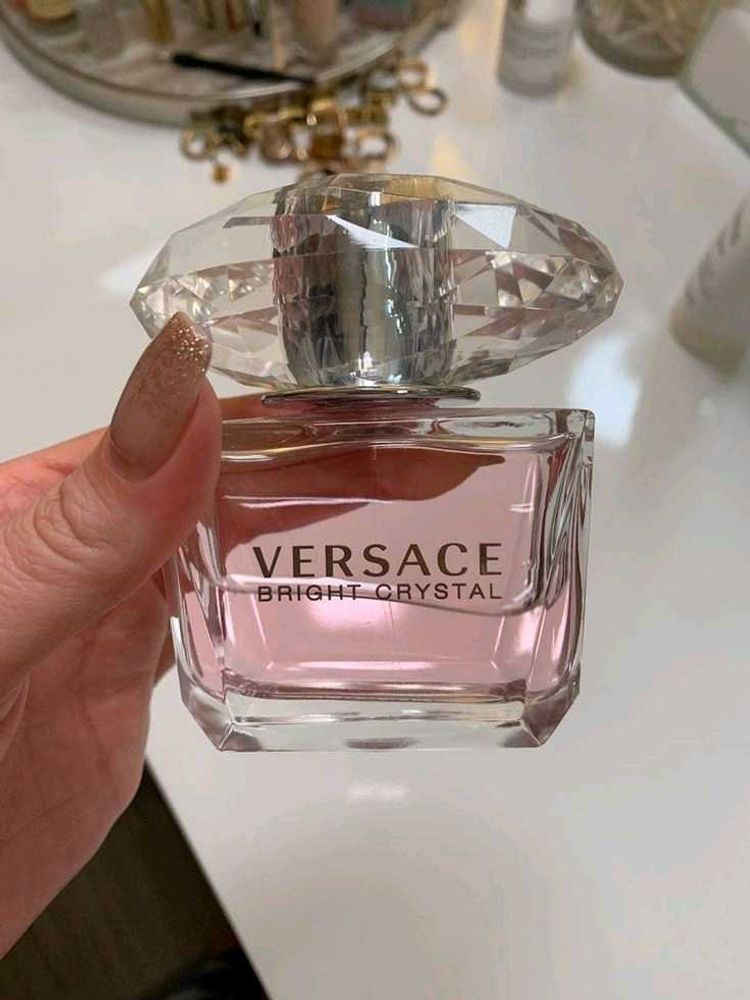 Versace Bright Crystal Perfume