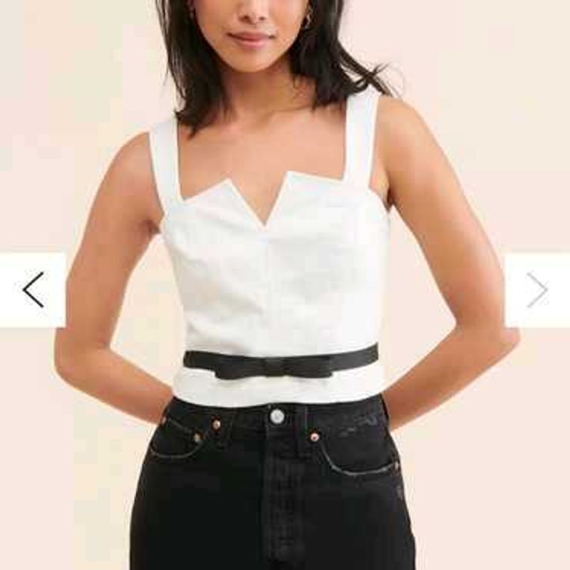 I. Chic White V-Neck Top with Bow Belt