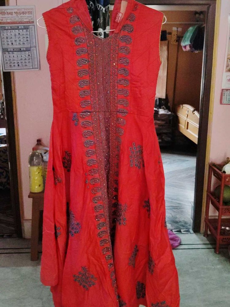232.Beautiful Red Ethnic Gown
