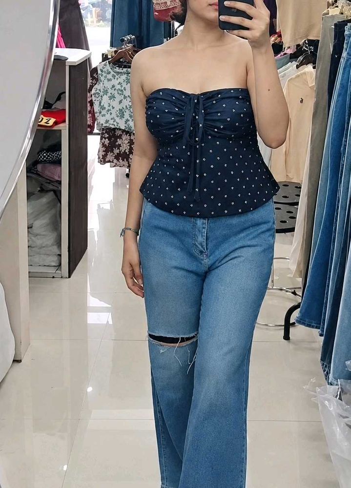 distress jeanss trendyy best fit my personal fav❤️