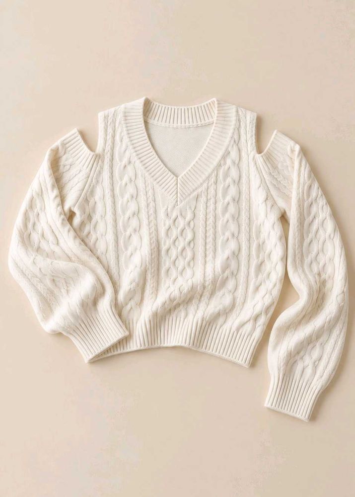 IVORY WHITE CABLE KNIT V-NECK CROPPED SWEATER
