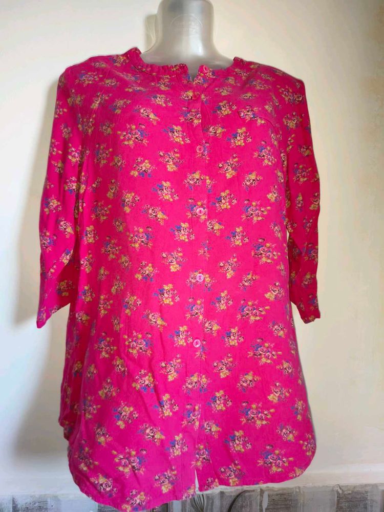 🎁Buy 1, Get 1 Free🎁  Size M/L Floral Pink Top