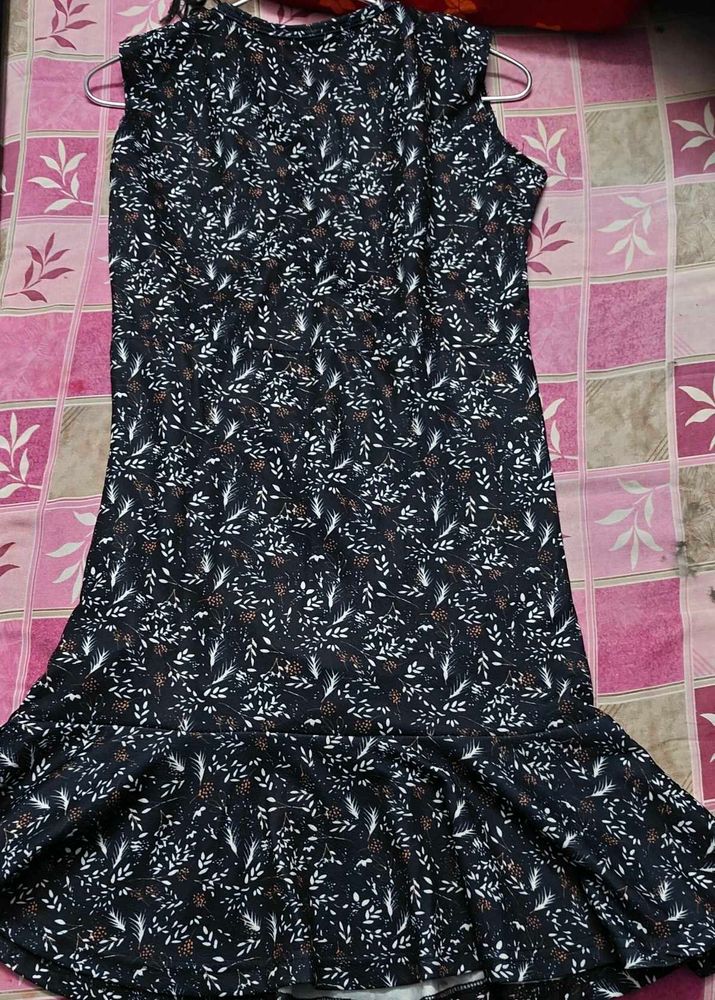 Chic Floral Print Midi Dress