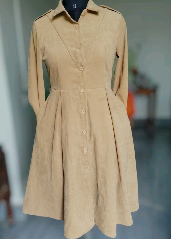 Stylish Button-Down Midi Dress
