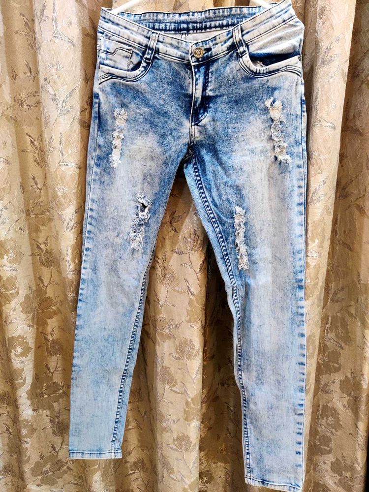 Ripped jeans