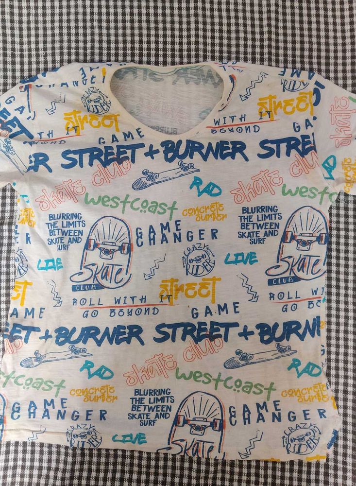 graphic boys tee