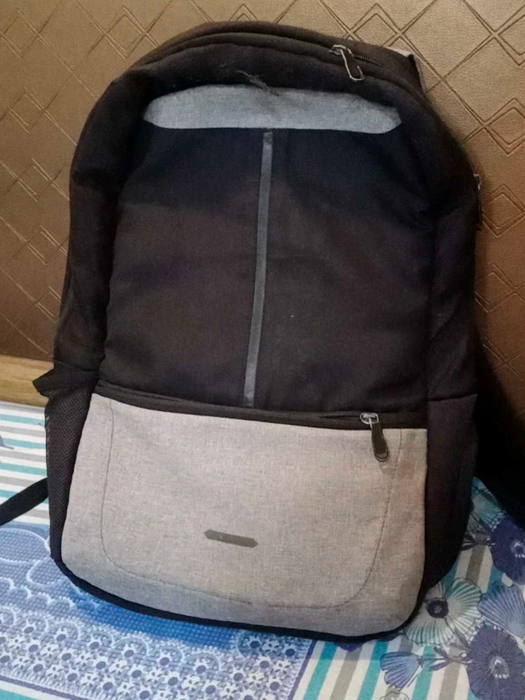 🤩Acer orginal black bagpack🤩
