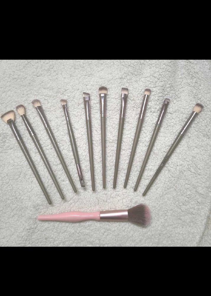 brush set