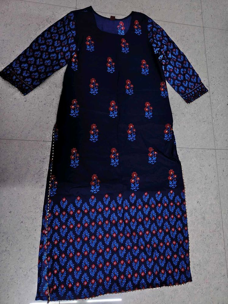 Navy Blue Floral Printed Kurta Set 🌺