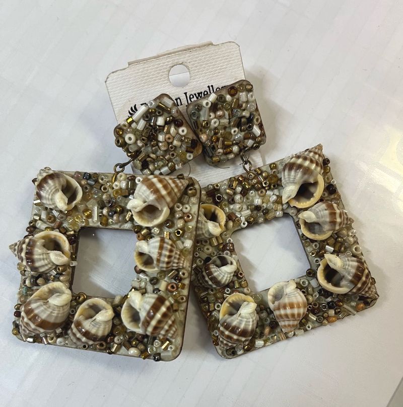 Unique Seashell Square Dangle Earrings