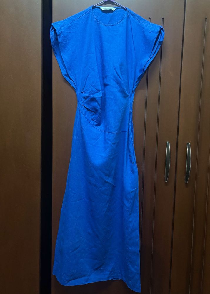 Vibrant Blue Midi Dress