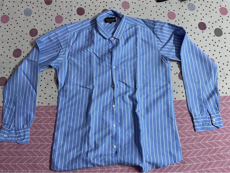 Classic Blue &amp; White Striped Men's Shirt - XL