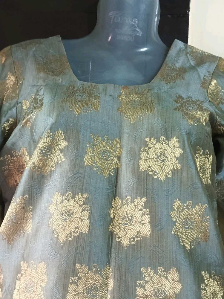 Vintage Floral Brocade Top