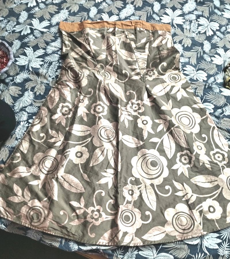 Enthic Floral Print Skirt❤️