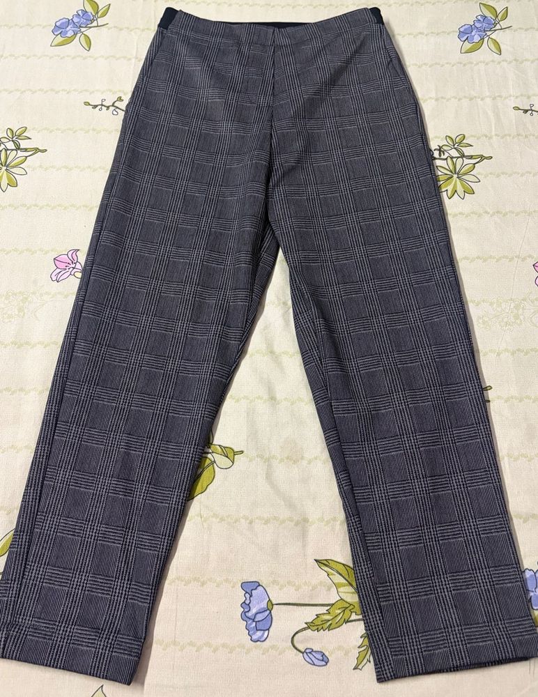 Stylish Plaid Trousers