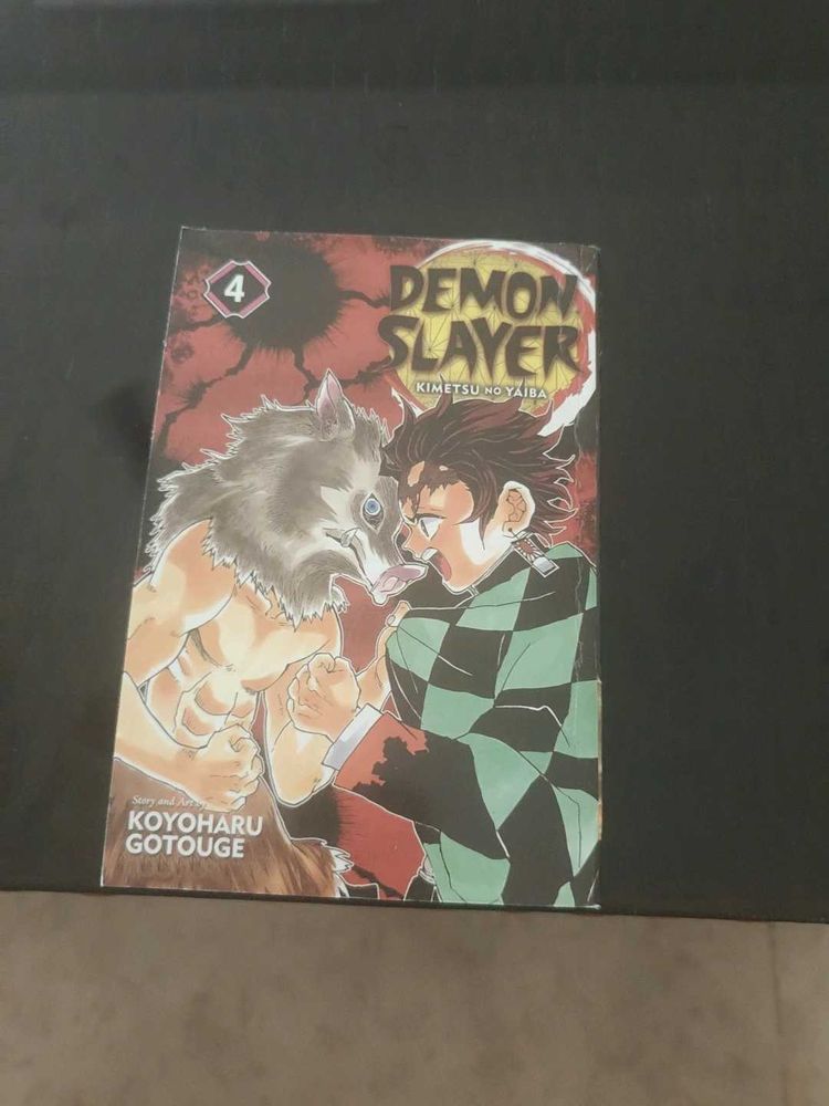 Demon Slayer: Kimetsu no Yaiba Vol. 4 Manga