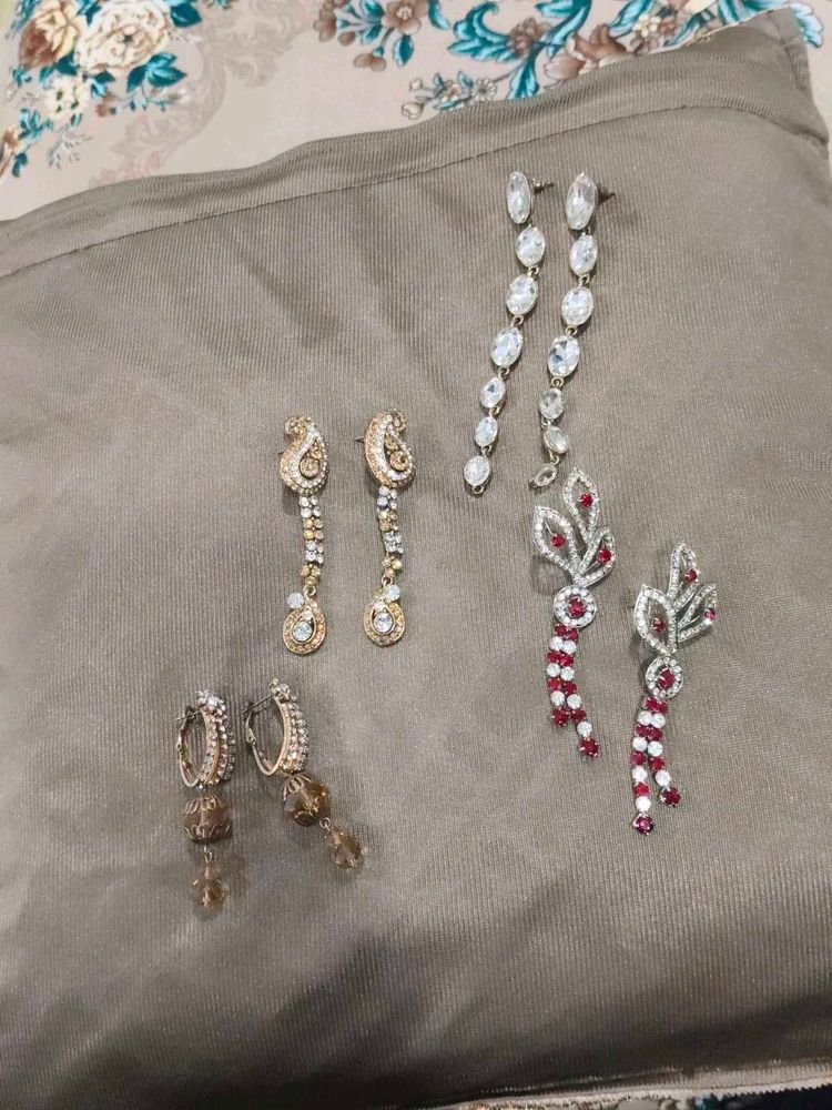 Assorted Dangle Earrings Set