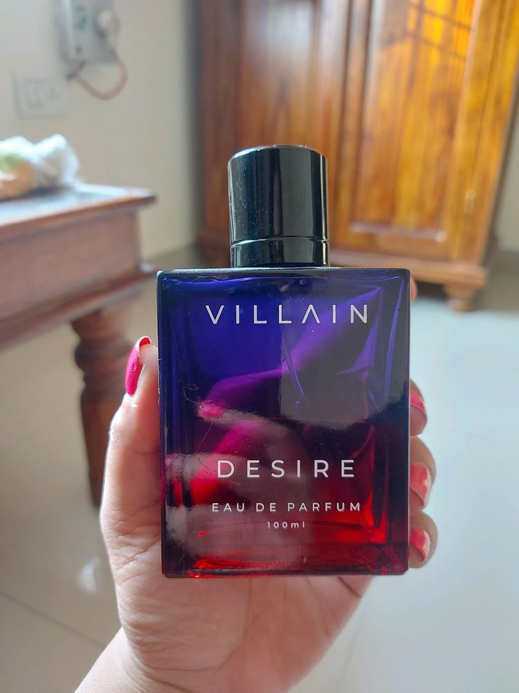 Villain Perfum Half