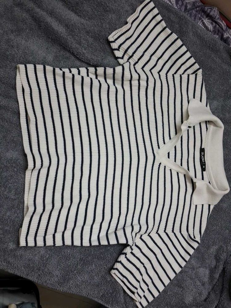 Striped Collared Crop Top
