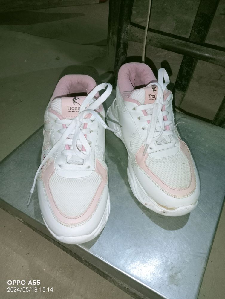 Women Sports Shoes ☺️