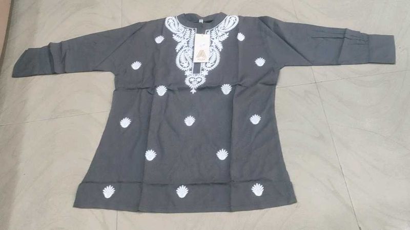 Elegant Grey Embroidered Kurta
