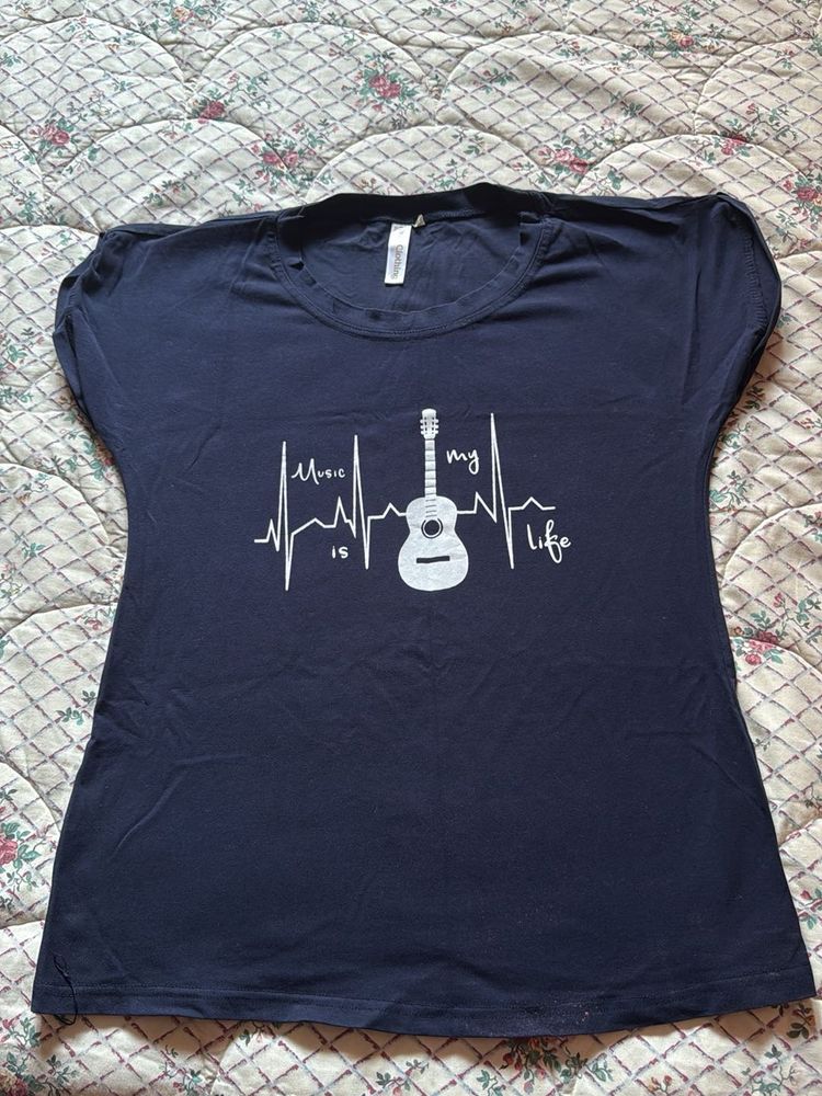 Music is my life T-shirt