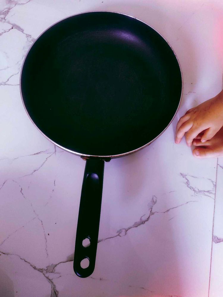 very big nonstick pan