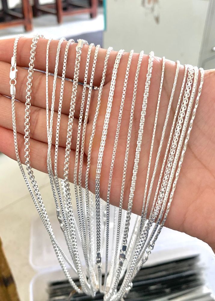 pure silver chain (one pice )