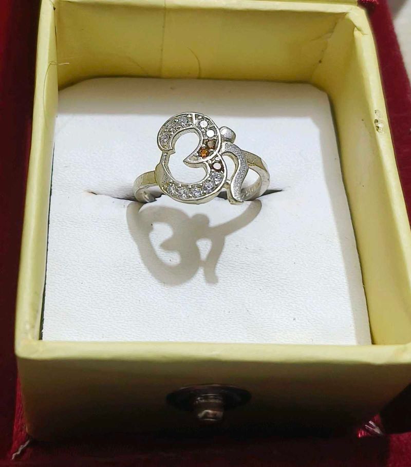 om symbol pure silver ring