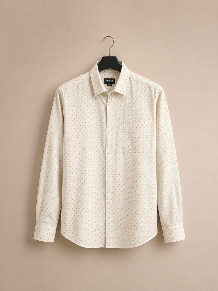 Men's Classic Fit Dotted Shirt
