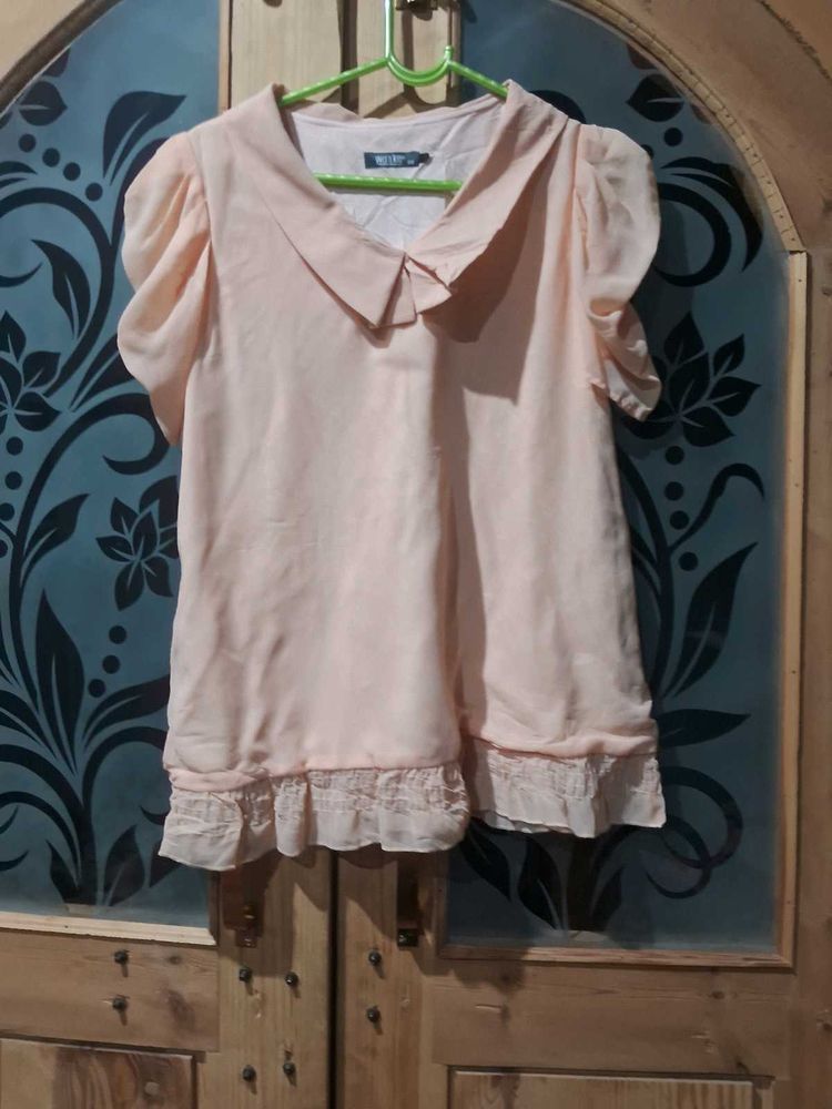 Cute Peach korean top with Collar
