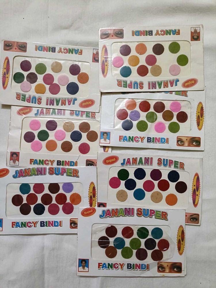 22 pages Assorted Fancy Bindi Sets