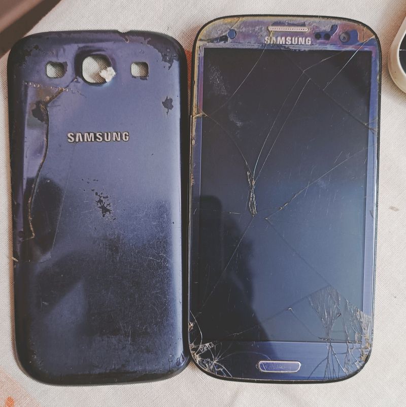 SAMSUNG S3