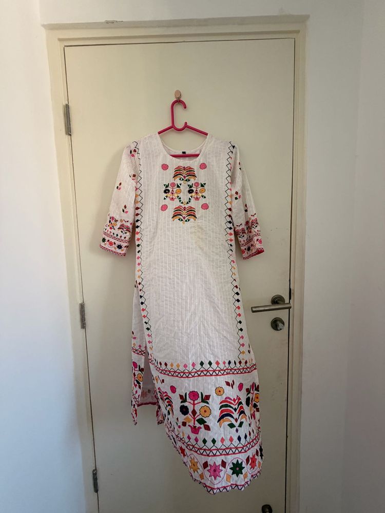 Embroidered White Kurta set