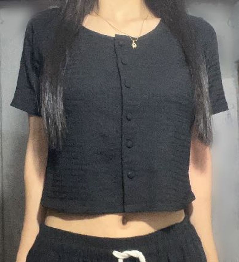 crop top