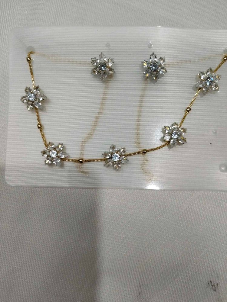 Sparkling Flower Jewellery Set