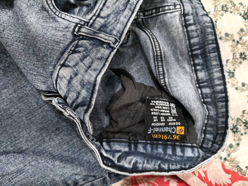 Stylish Washed Denim Jeans