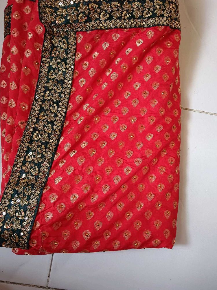 Red &amp; Green Saree