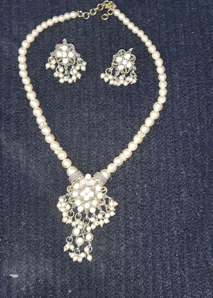 Necklace And Earring Set